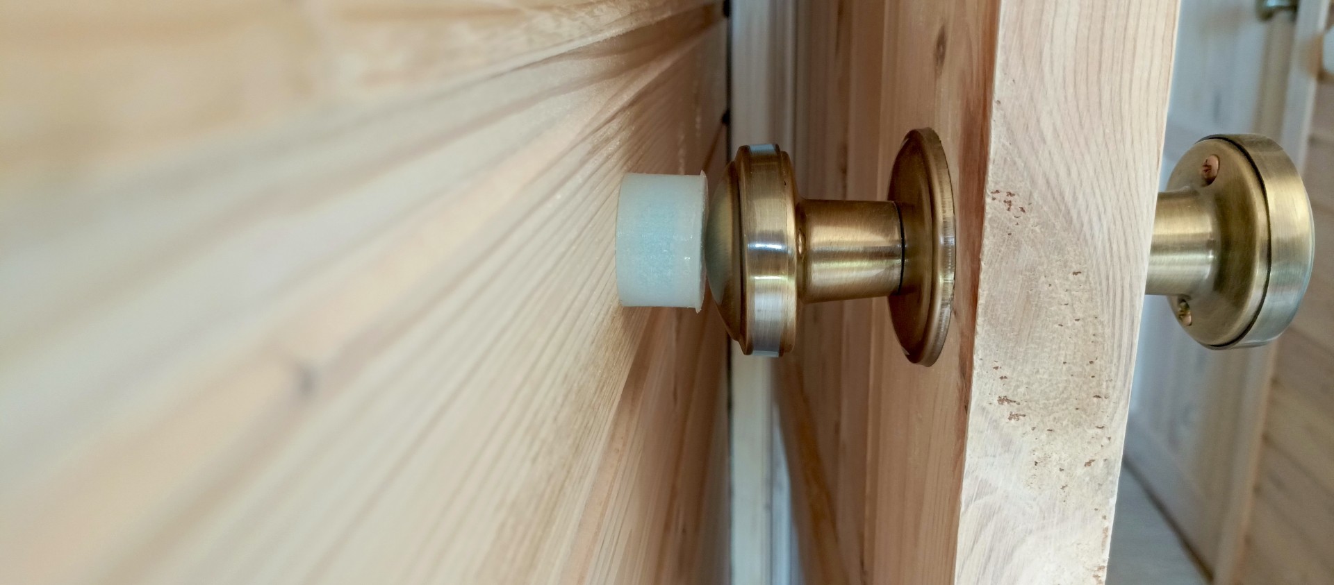 photo 4 Door stopper