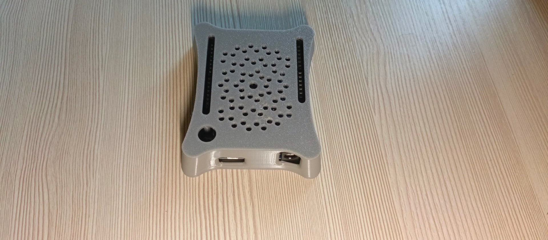 photo 5 housing for esp8266 d1