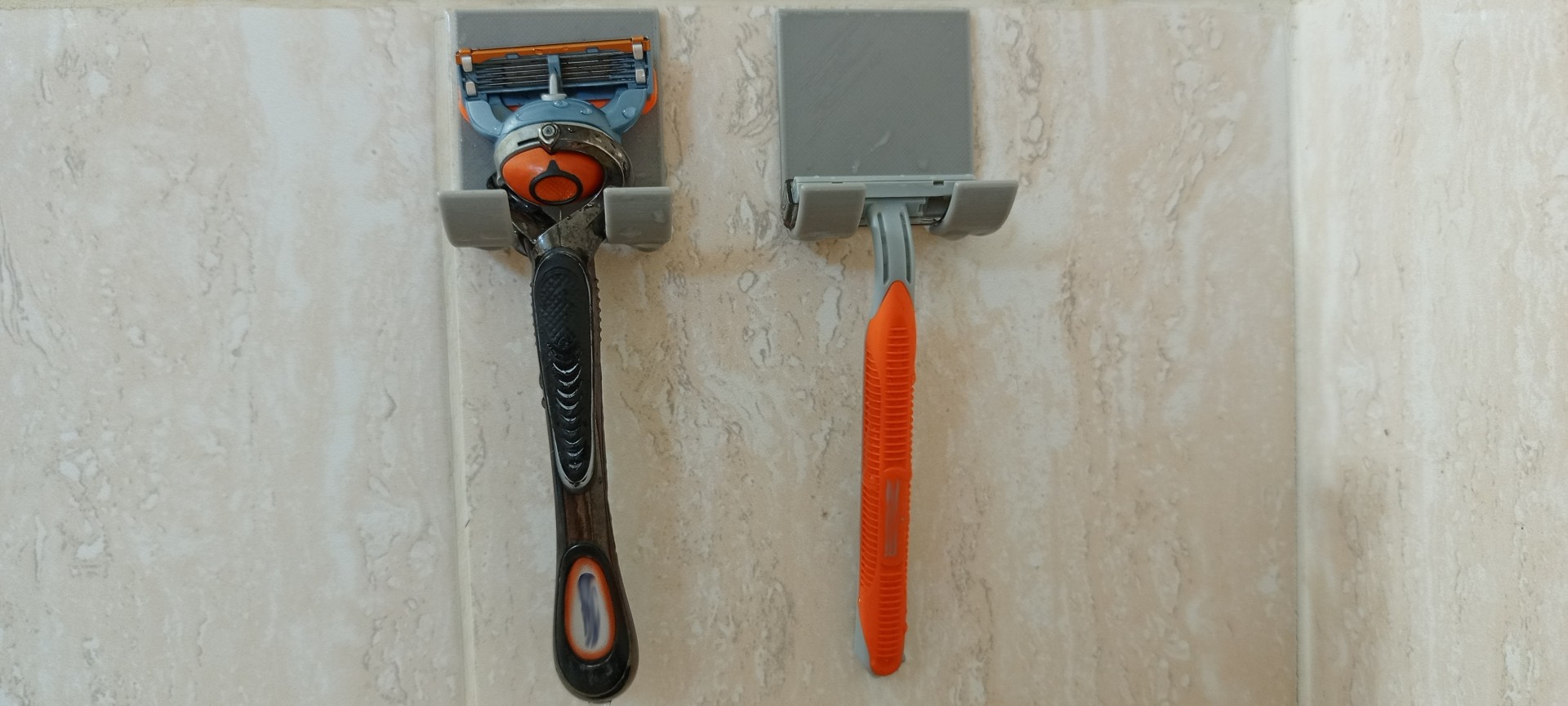 photo 1 razor bracket for wall

